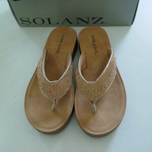 Solanz rose gold crystal encrusted platform flip flop sandals size 6